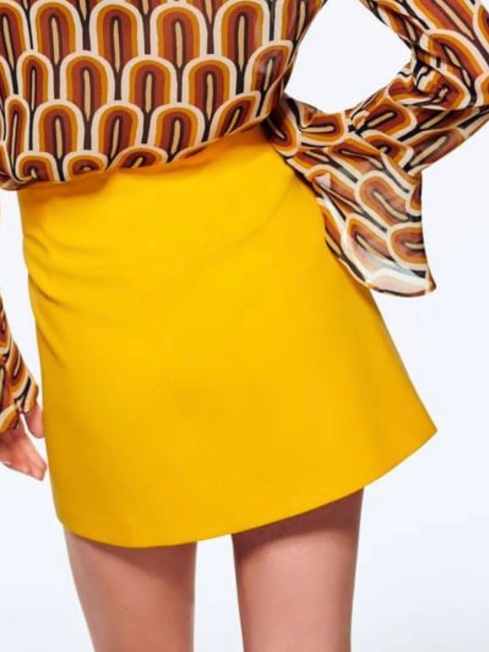 NWT Zara Yellow High Waisted Mini Skirt